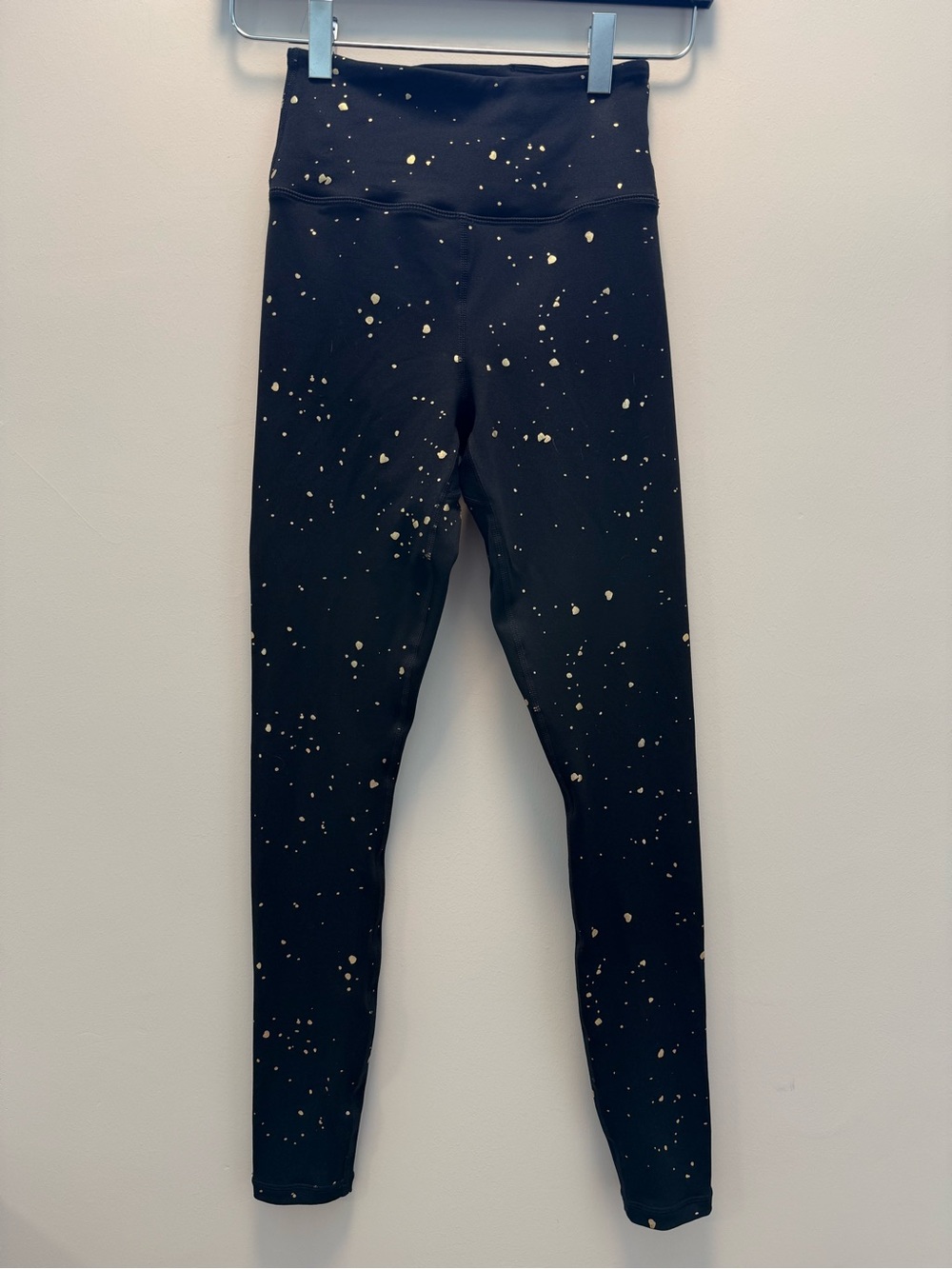 SPIRITUAL GANGSTER 
Essential high waist 7/8 legging Leggings with Gold Speckle